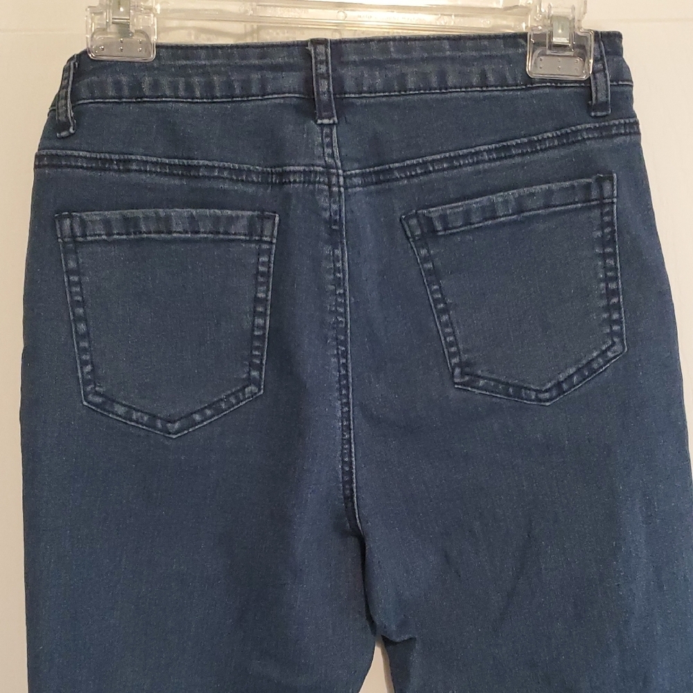 THE ROCKIN REV Stylish Boxy Dark Blue Flare Jeans - Picture 7 of 8